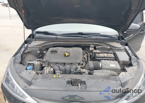 2019 Hyundai Elantra Value Edition z USA, uszkodzony, nr VIN 5NPD84LF2KH469792